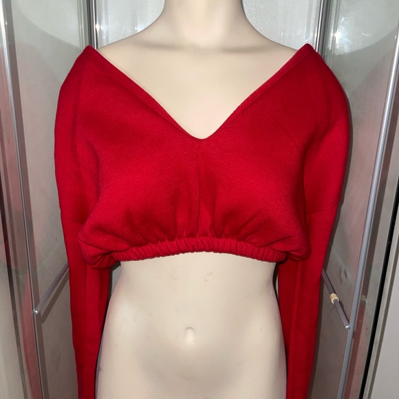 Pretty Little Thing Red Off The Shoulder Sweater - Picture 2 of 3